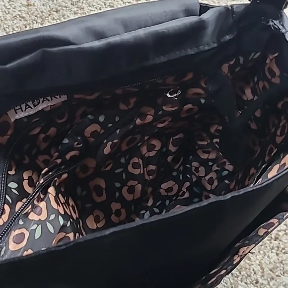 Hadaki Black Messenger Bag - Picture 5 of 7